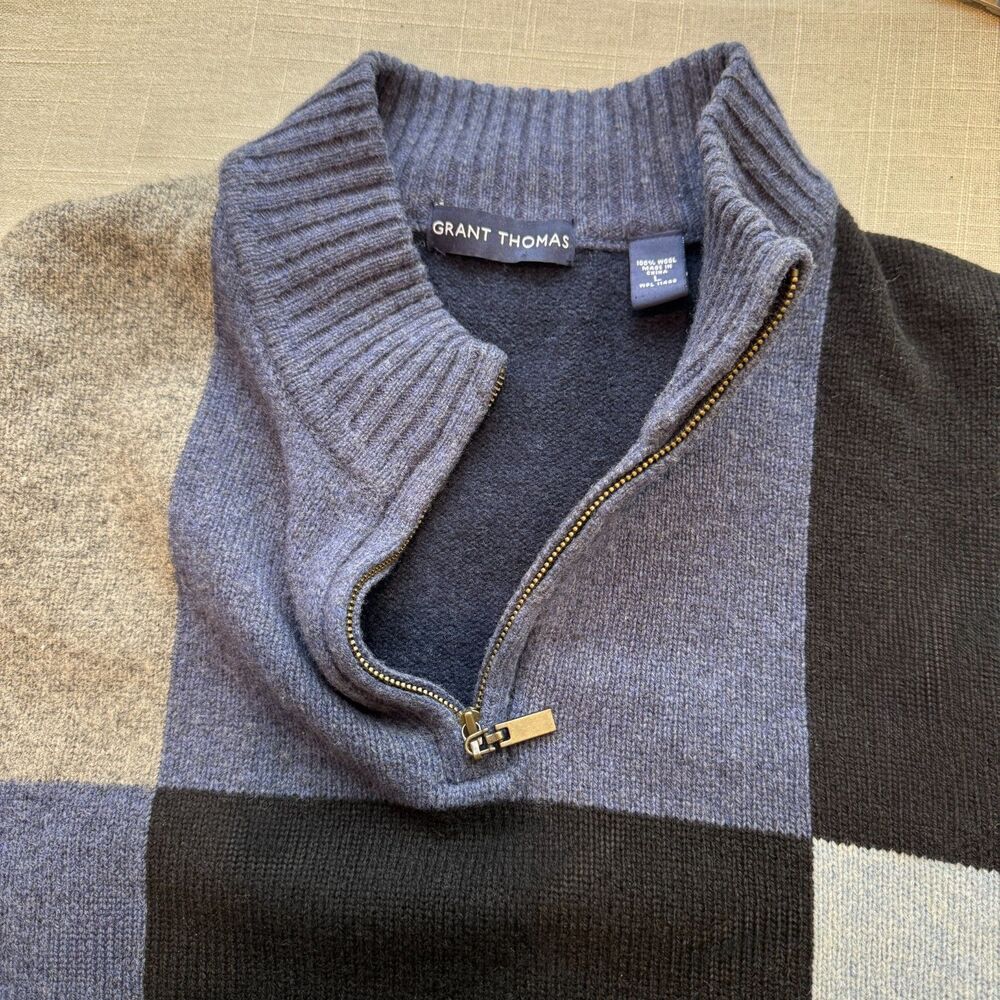 Stylish Men's Grant Thomas Blue / Grey Wool Colorblock Sweater - Size L, 3/4 Zip - Picture 3 of 7